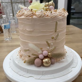 Cakes With A Whisk - Custom Cakes Near Me - Shelby Township, Michigan Cakes With A Whisk - Custom Cakes Near Me - Shelby Township, Michigan