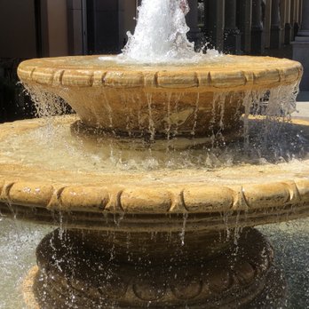 Barnes & Noble Kitchen - New American Near Me - Folsom, California