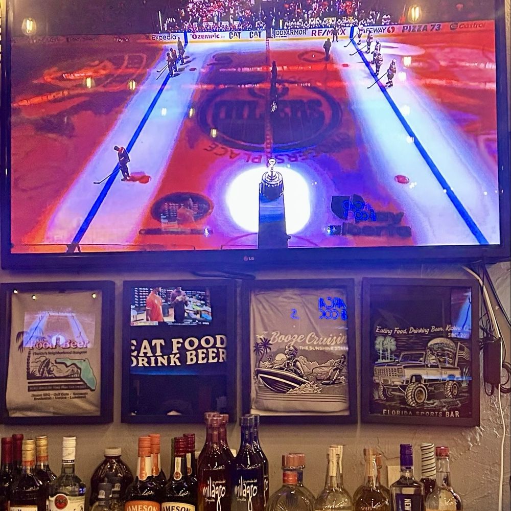 Food + Beer - Bar area - Sports Bars Near Me - Sarasota, Florida Food + Beer - Bar area - Sports Bars Near Me - Sarasota, Florida