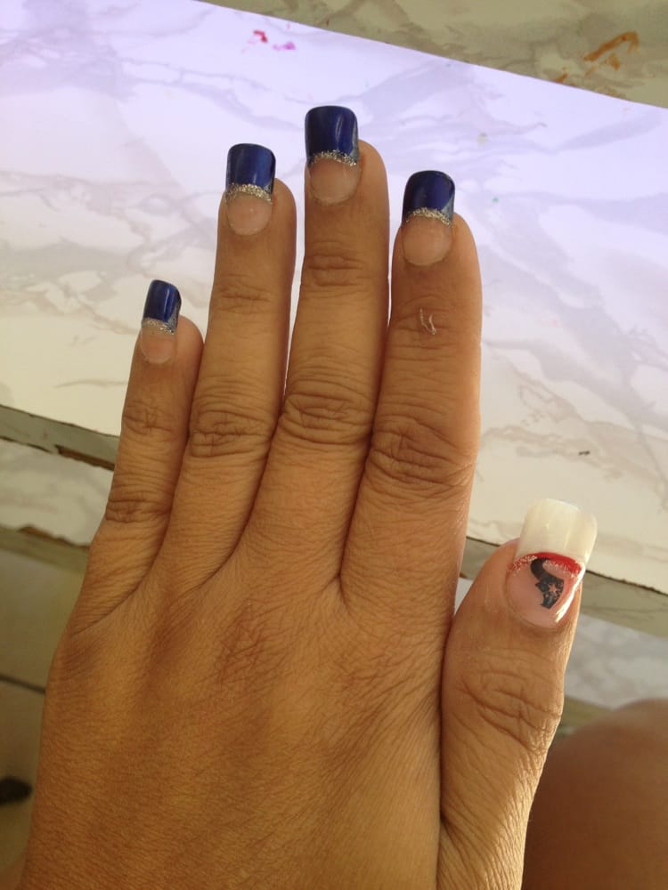 Nail Design Logo