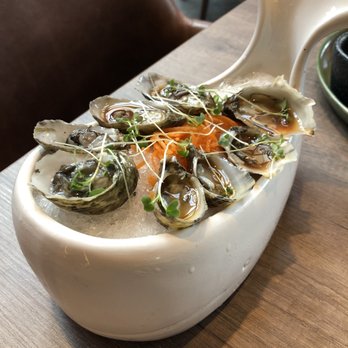 Lorenza - Kumamoto oysters - Mexican Near Me - Tijuana, BCN