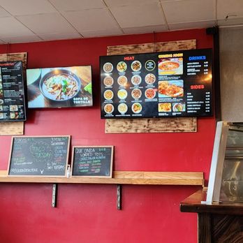 Que Onda Tacobar - Inside - Tacos Near Me - Pinole, California