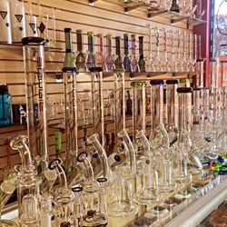 Red Mountain Smoke Shop - American Branded Glass to No brands.
A to Z glass collections.
Explore the unlimited collection.