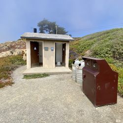 Schoolhouse Beach - Restrooms near the entrance of the beach