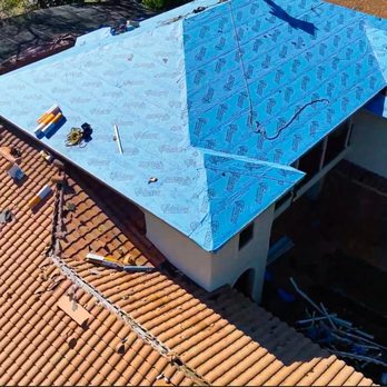 Roofing Pros USA - Detailed view of underlayment installation before new shingle roof - Roofing Near Me - Casselberry, Florida Roofing Pros USA - Detailed view of underlayment installation before new shingle roof - Roofing Near Me - Casselberry, Florida