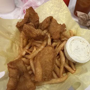 The Kickin' Crab - Fish n fries - Cajun/Creole Near Me - Buena Park, California