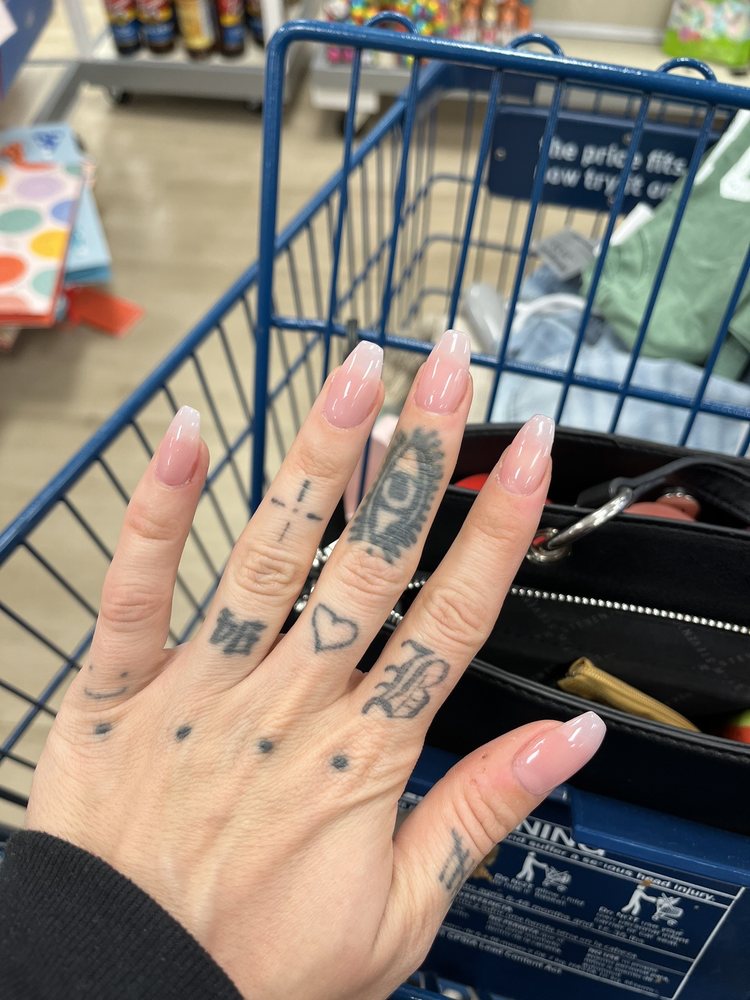 B & H NAIL SHOP Updated October 2024 23 Photos & 19 Reviews 9549