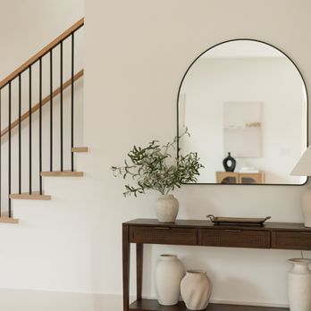 Swift Haven Interiors - Modern Entryway Home Staging, Santa Cruz - Home Staging Near Me - Aptos, California Swift Haven Interiors - Modern Entryway Home Staging, Santa Cruz - Home Staging Near Me - Aptos, California