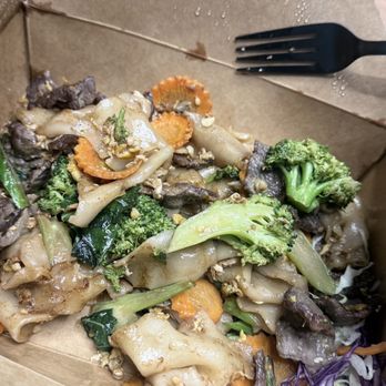 Wawa Thai Food - Pad See Ew - Thai Near Me - Oakland, California Wawa Thai Food - Pad See Ew - Thai Near Me - Oakland, California