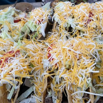 Zona Rosa - Crunchy taco bar (dozen taco shells, beef, lettuce, tomato, cheese, zr chile glaze) - Mexican Near Me - San Jose, California Zona Rosa - Crunchy taco bar (dozen taco shells, beef, lettuce, tomato, cheese, zr chile glaze) - Mexican Near Me - San Jose, California