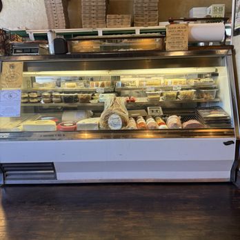 World Foods - Delis Near Me - Cookeville, Tennessee