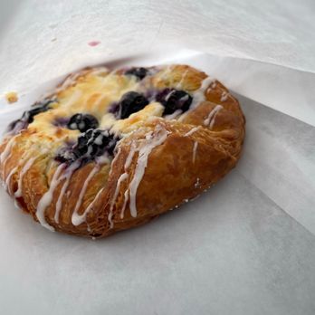 Walnut Street Coffee - Blueberry Cheesecake Streudel - Coffee & Tea Near Me - Edmonds, Washington
