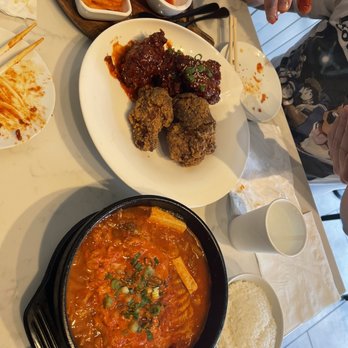 Mama's Kitchen - Korean Near Me - Bellevue, Washington
