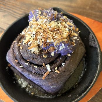 Lola's Eatery - Ube Cinnamon Roll - Breakfast & Brunch Near Me - Pittsburgh, Pennsylvania