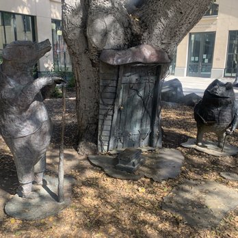 Mountain View Public Library - Hello Badger and Toad and mouse up in the tree - Libraries Near Me - Mountain View, California