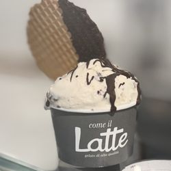 Come Il Latte - First trip a cup of Peanuts and Crunchy Chocolate
