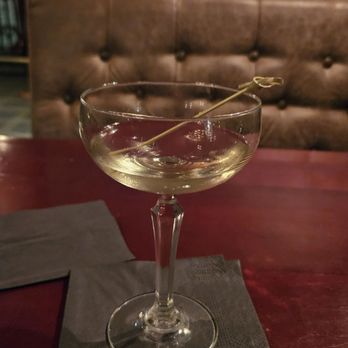 The queens arms - Dry Martini - Restaurants Near Me - Enköping, C The queens arms - Dry Martini - Restaurants Near Me - Enköping, C