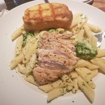 Cheddar's Scratch Kitchen - Chicken alfredo Pasta - Comfort Food Near Me - Chandler, Arizona