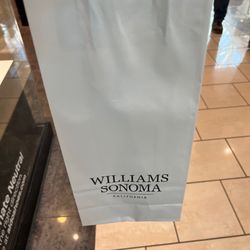 Williams-Sonoma - Retail Therapy