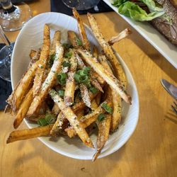 The Orchard Grille at Applecrest Farm - Truffle fries