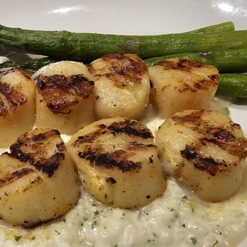 Seasons 52 - Scallops with Risotto - New American Near Me - Oak Brook, Illinois