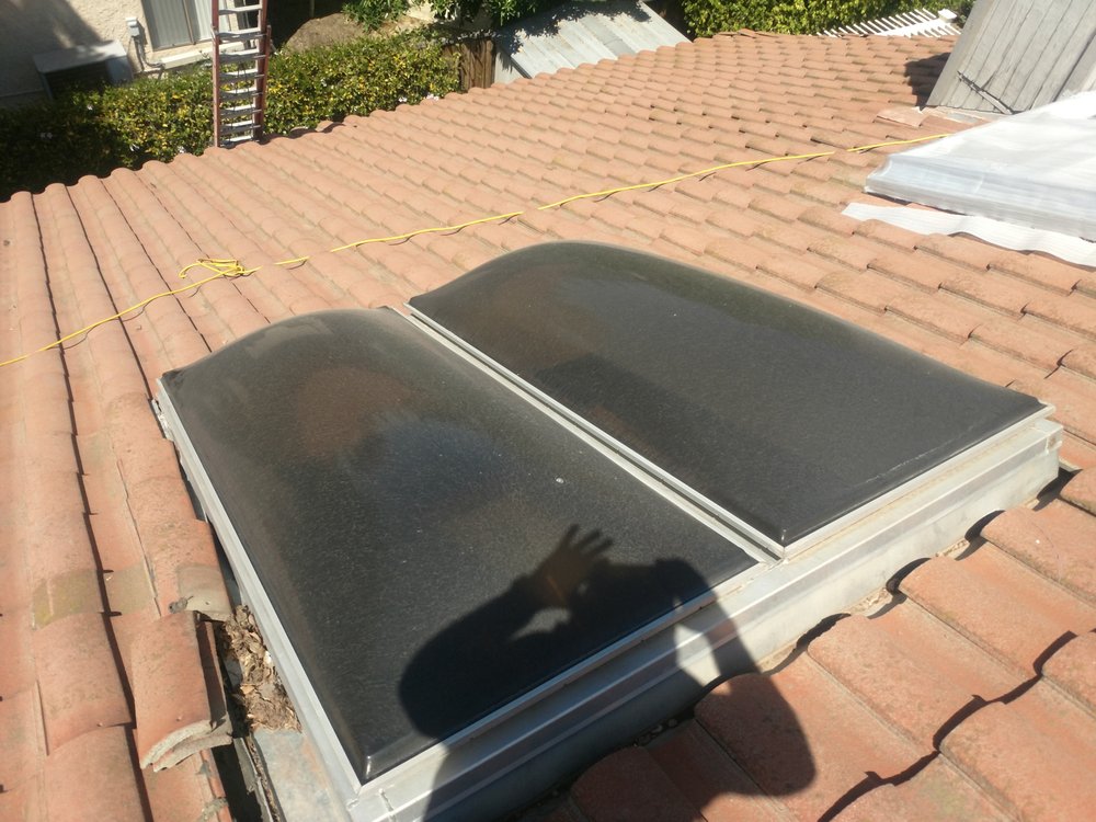Slide of Van Zandt Roofing and Skylights