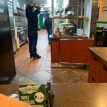 Wingstop - Chicken Wings Near Me - North Babylon, New York