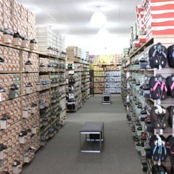 Shoe Station