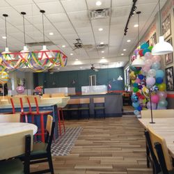 McAlister's Deli - McAlister's dressed up for free tea day