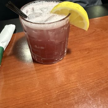 Orange Social - Blueberry lemonade - American Near Me - Orange City, Florida