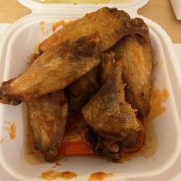 chicken wings and vegetables chicken wings and vegetables