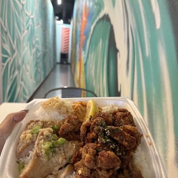 Grinds 2 Da Max Russell - Combo plate: spicy furikake Korean chicken and garlic ahi - Hawaiian Near Me - Las Vegas, Nevada