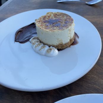 Brix 25 - Chèvre cheesecake - New American Near Me - Gig Harbor, Washington