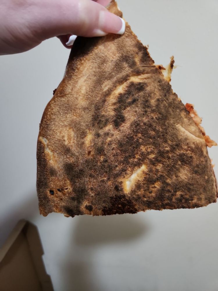 DELIZIA PIZZA Updated October 2024 36 Photos & 64 Reviews 145