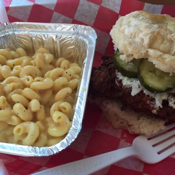 Roost Chicken & Biscuits - Spicy chicken in a biscuit topped with slaw and pickles with Mac and cheese - Southern Near Me - Chicago, Illinois