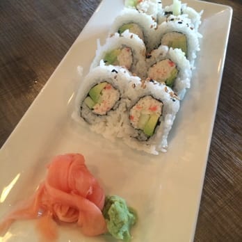KuniSama - California roll - Sushi Bars Near Me - Fresno, California KuniSama - California roll - Sushi Bars Near Me - Fresno, California