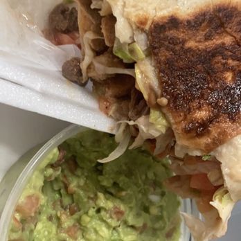 Hijole Taqueria - The delicious steak and chicken burrito and guac. They have sauces that include and they are bomb - Mexican Near Me - Miami, Florida Hijole Taqueria - The delicious steak and chicken burrito and guac. They have sauces that include and they are bomb - Mexican Near Me - Miami, Florida