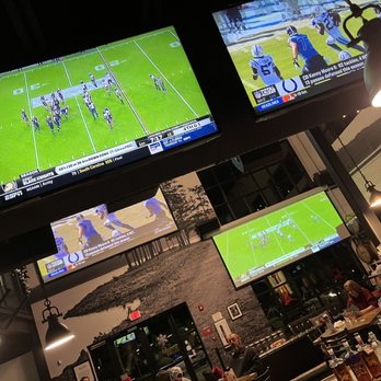 Red Top Brewhouse - Inside televisions - Brewpubs Near Me - Acworth, Georgia Red Top Brewhouse - Inside televisions - Brewpubs Near Me - Acworth, Georgia
