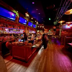 Flanker Kitchen And Sporting Club - Interior bar