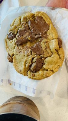 Insomnia Cookies by null