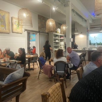 The LakeSide - Inside - Soup Near Me - Syracuse, Indiana