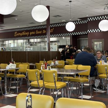 Max & Louies - Table dining inside - Diners Near Me - Cibolo, Texas