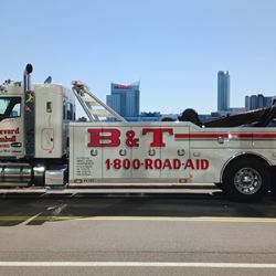 Boulevard and Trumbull Towing