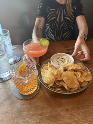 Russell's Tavern by null