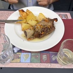 Osteria al 15 - Shank and potatoes