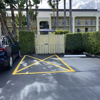 Trinity Asphalt Paving - Striping - Masonry/Concrete Near Me - West Palm Beach, Florida Trinity Asphalt Paving - Striping - Masonry/Concrete Near Me - West Palm Beach, Florida
