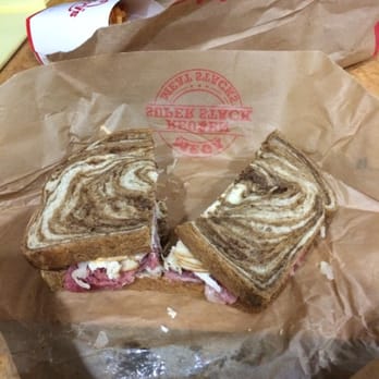 Arby's - Super Ruben Stack !!!!! - Fast Food Near Me - Middle Village, New York
