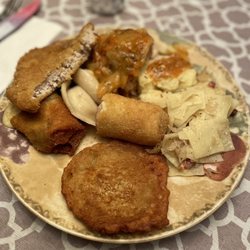 Bratek Deli - So good! Perogi, stuffed cabbage, pork cutlet, noodles w bacon n kraut, croquettes, pot pancake. Nap!!