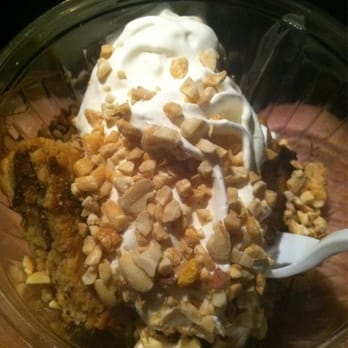 Page's - Half a Nancy B's chocolate chip cookie sundae with frozen yogurt - Ice Cream & Frozen Yogurt Near Me - Pittsburgh, Pennsylvania