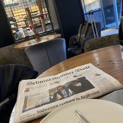 Ziegler's - Mit Tageszeitung